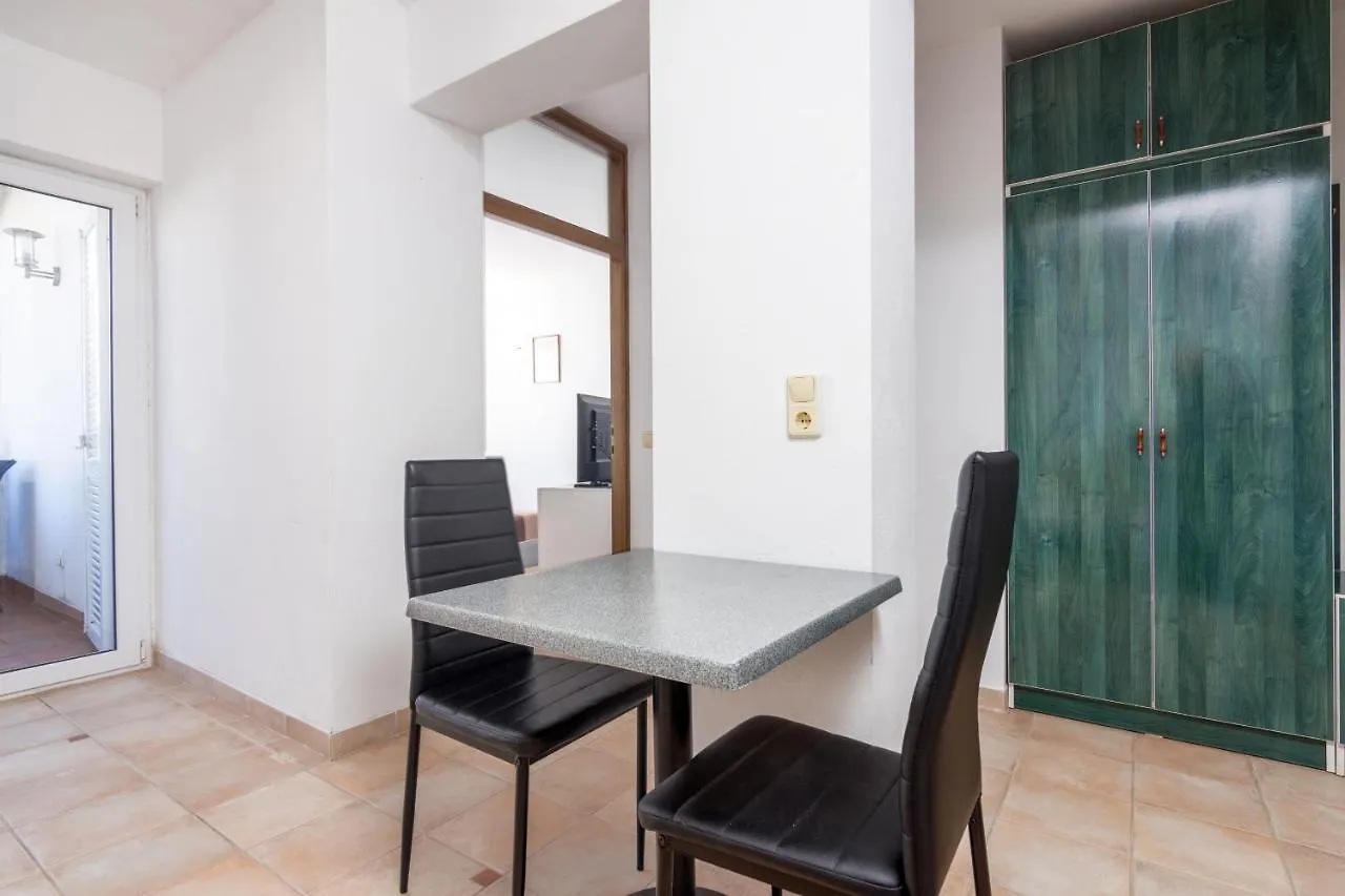 Apartment Rovinj 9701B Хорватия